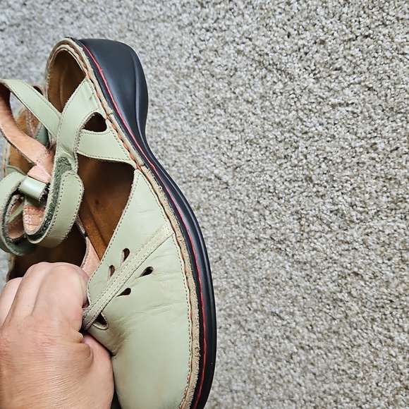 Naot  Sage Leather Cutout Maryjane Style Slingback Sz.38 - Picture 3 of 11